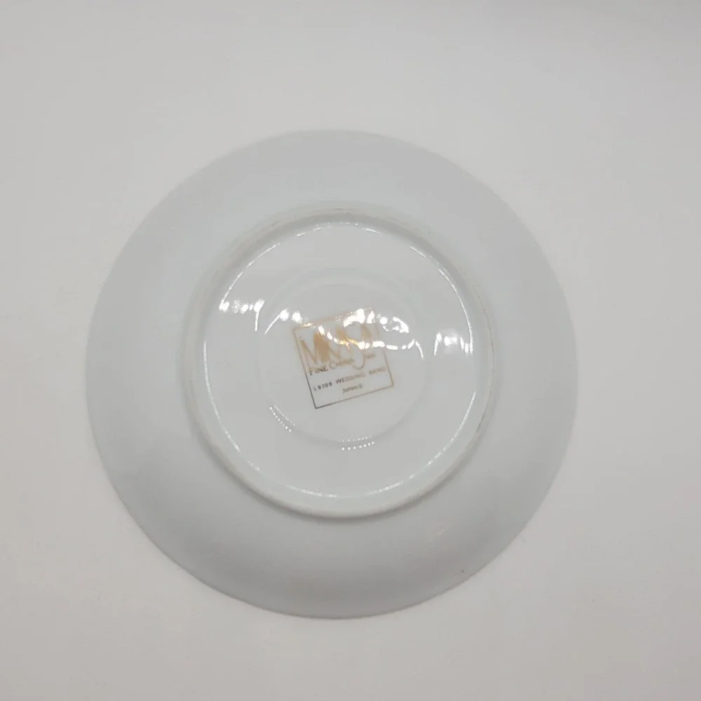 Mikasa Wedding Band Gold Saucer Fine China White Gold Trim Japan 6.25in